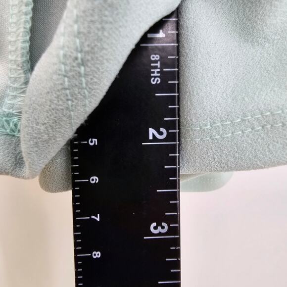 Maddie Juniors V Neck Flutter Sleeve‎ Shorts Romper Light Blue Size Large - Picture 9 of 9